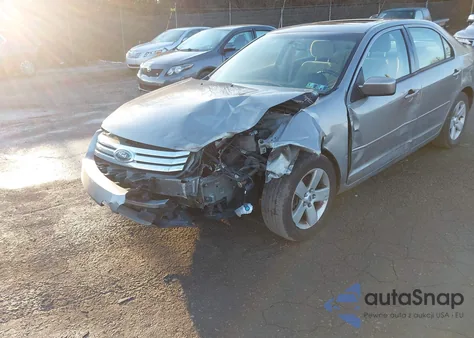 2008 Ford Fusion Se z USA, uszkodzony, nr VIN 3FAHP07118R264603